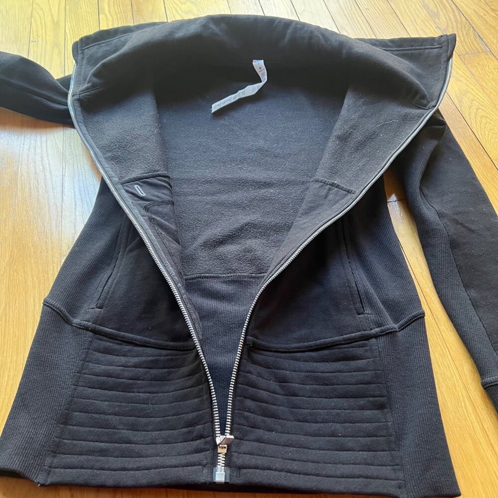 Lululemon size 4 Athleisure Sport Black Funnel Neck Full Zip Radiant Jacket II - Picture 13 of 16